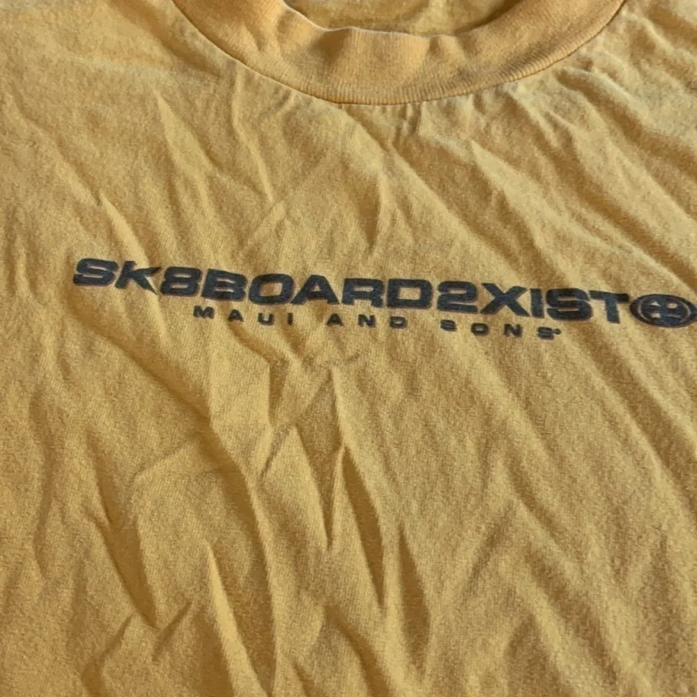 SKATEBOARD tshirt